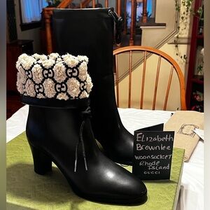 Women’s Gucci GG Shearling Effect Cloud Black Leather Fold Over Boot size 39 new